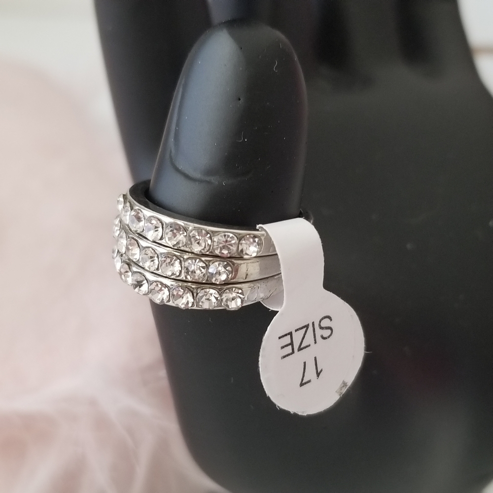 Luxury 3 band Stackable Rings size 7 - Picture 3 of 3